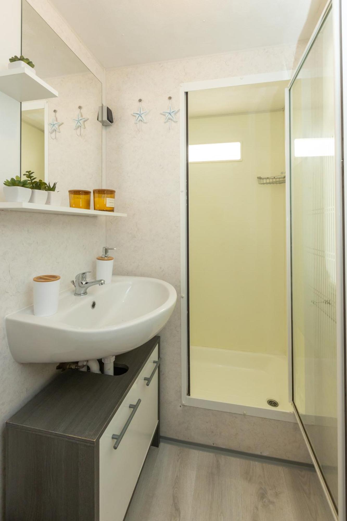 Campsite Mobile Homes Bepo Sveti Filip i Jakov
