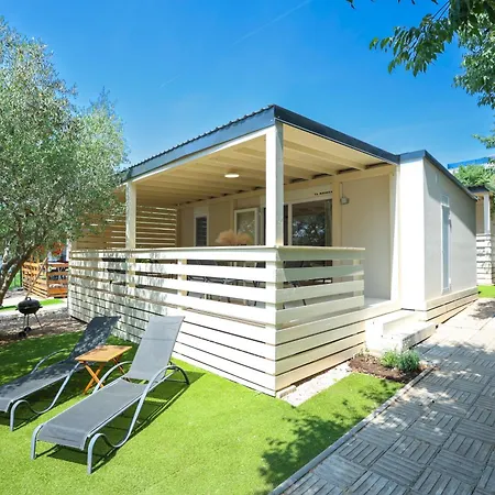 Mobile Homes Bepo Sveti Filip i Jakov Exterior photo
